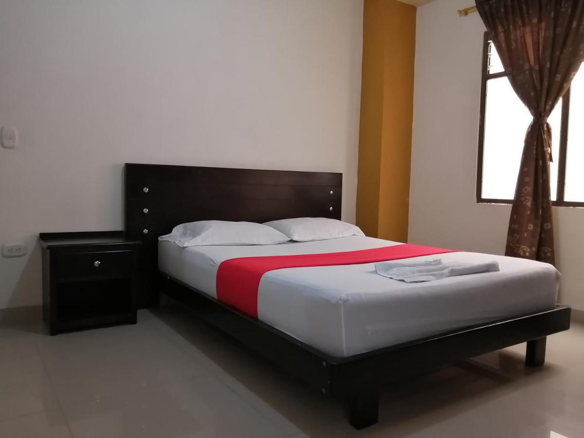 Hotel Portal Dorado มารินิยา ภายนอก รูปภาพ